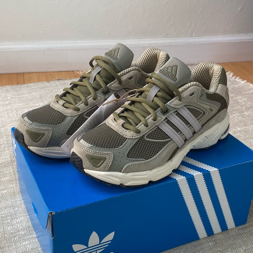 Adidas Originals Response CL Unisex